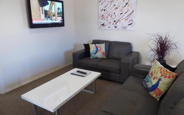 Streaky Bay Motel and Villas