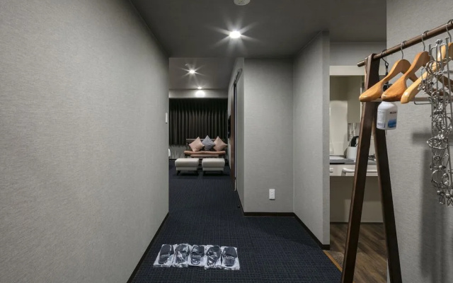 Randor Residential Hotel Kyoto Suites