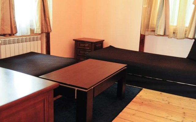 Lopera Guest House