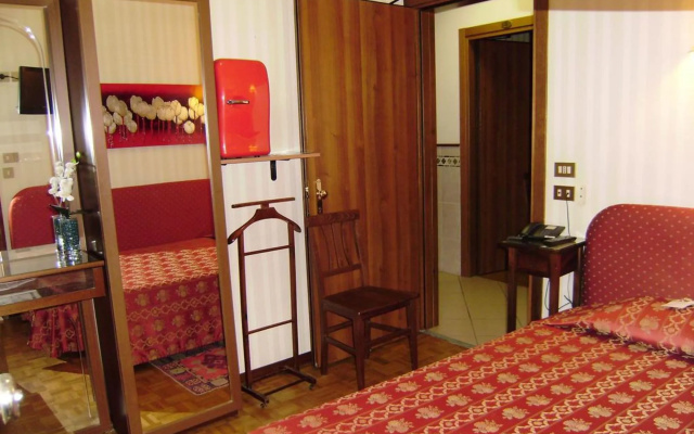 Hotel Italia