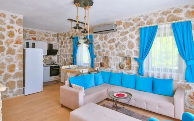 Villa Stone House 2