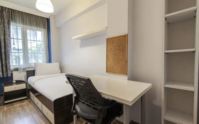 Pleasant Flat Near Attractions in Ortakoy