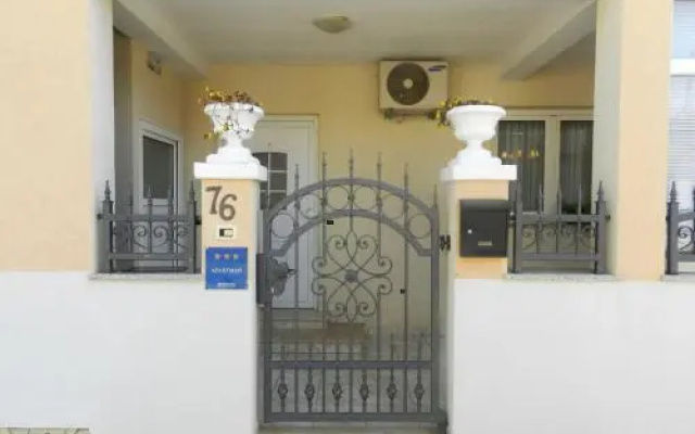 Apartments Villa Doris