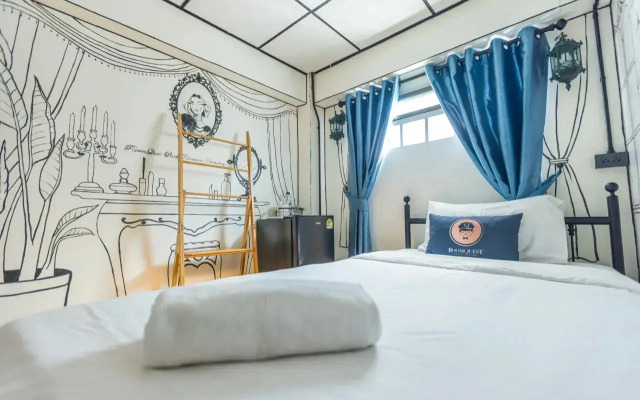 RoomQuest Chiang Mai Tha Phae