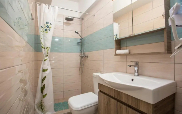 Christina's Studio Suite