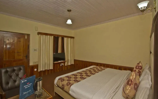 Hotel Pine Grove