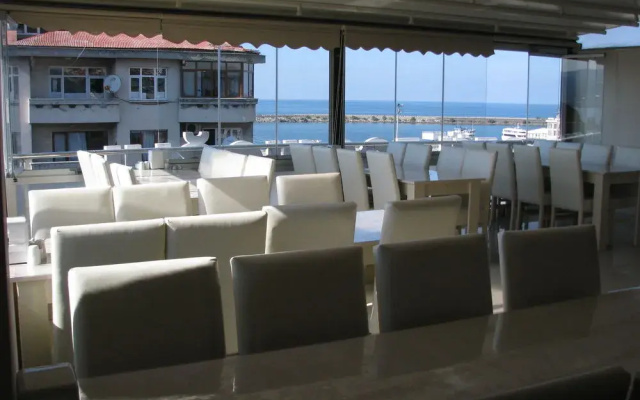 Otel Topcuoglu
