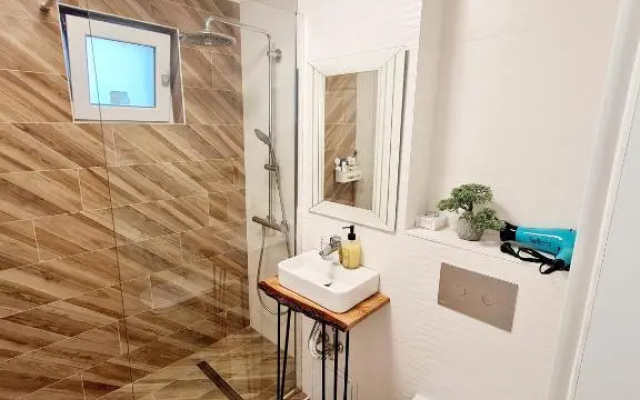 Eden Apartment