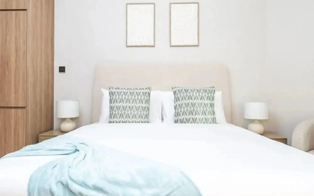 Modern Studio Living at Missoni