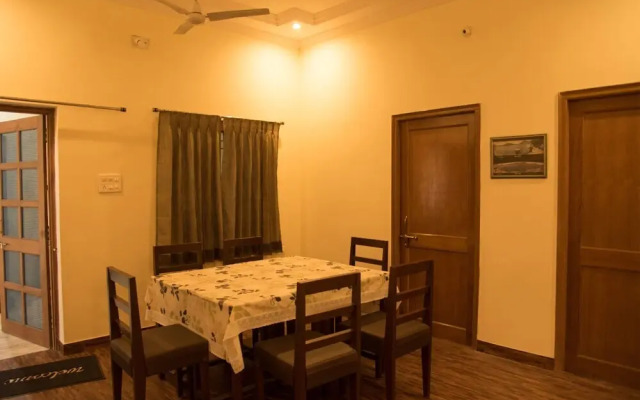 Urvi Apartments by OYO Rooms