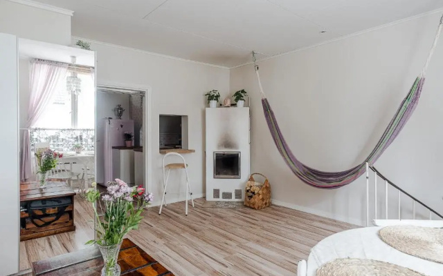 Unique wooden house apartment close to Logomo and downtown