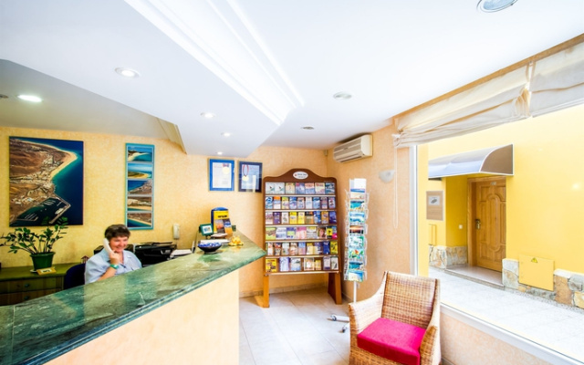 Apartamentos Punta Marina by LIVVO