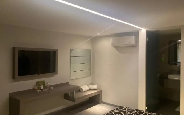 Hotel Oasis