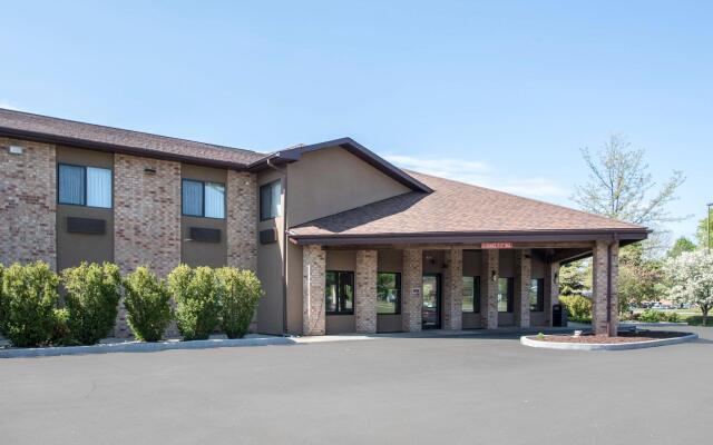 Quality Inn Suites Sun Prairie Madison East In Middleton United