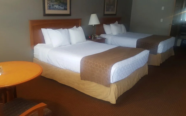 SureStay Plus Hotel By Best Western Salmon Arm
