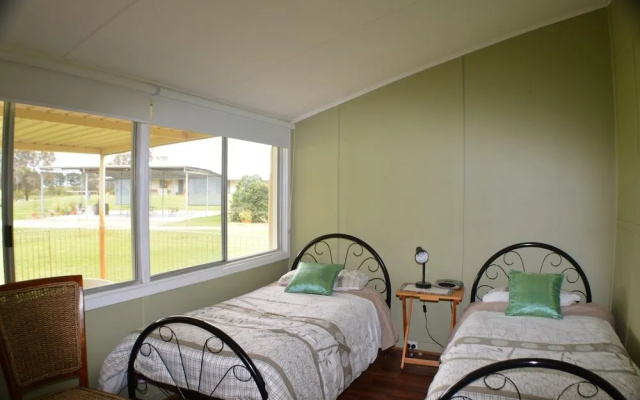 Sandy Lake Farm - Bed & Breakfast