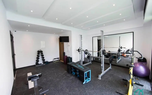 Sunset 202 Luxury With gym Club in Lac 1
