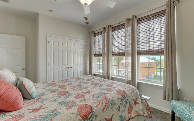 Sun Shiner Beach House RS109