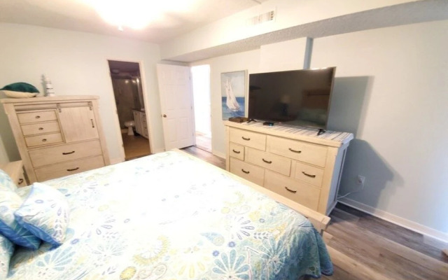 Anastasia 112 2 Bedroom Condo by RedAwning