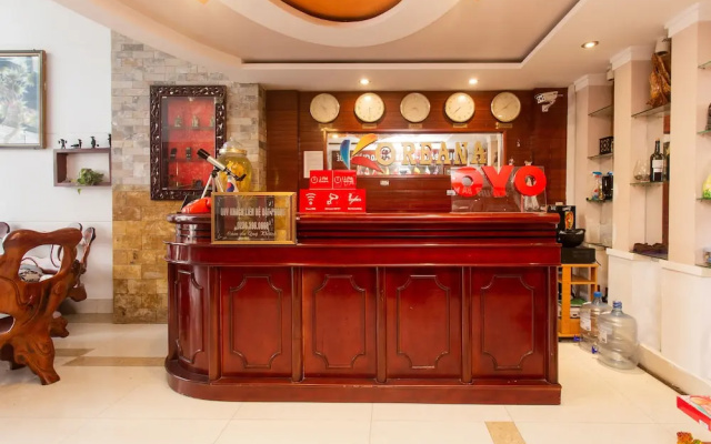OYO 956 Hung Thinh Koreana Hotel
