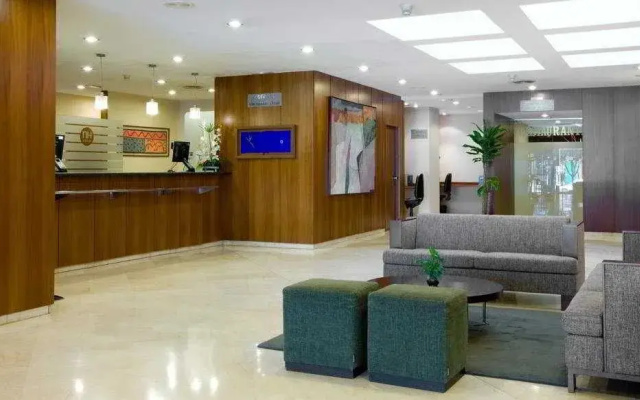 iStay by NH Ciudad de Valencia Hotel
