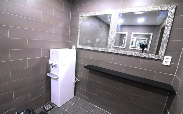 Goodstay Mint Guesthouse Female Only (только для женщин)