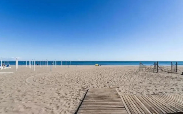 Escape Steps From the Sand