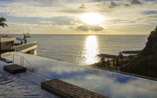 Saccharum Resort