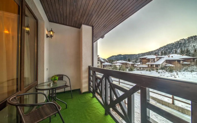 Forest Home 524