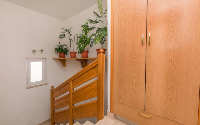 Apartment Marinko