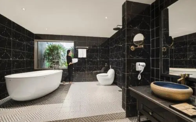Ha Trang Hotel Ninh Binh