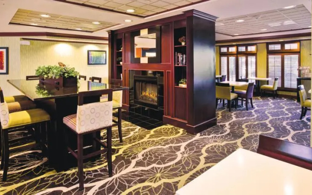 Fairfield Inn & Suites Coventry