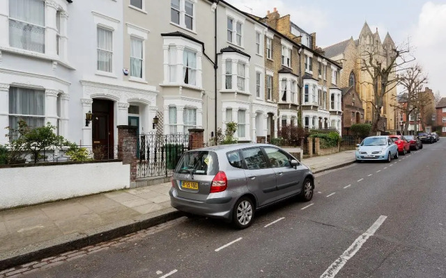 Veeve  2 Bed House Courthope Road Hampstead