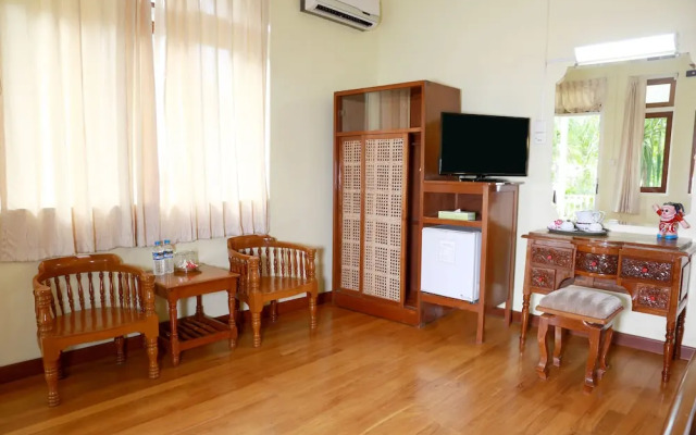 Thante Nyaung U Hotel