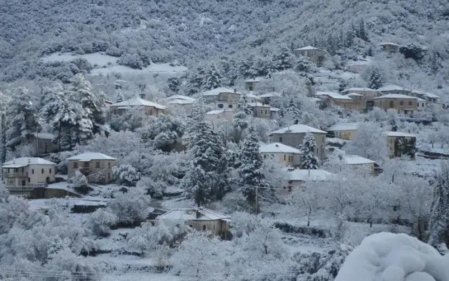 Paradosiakos Xenonas "Sopoto"