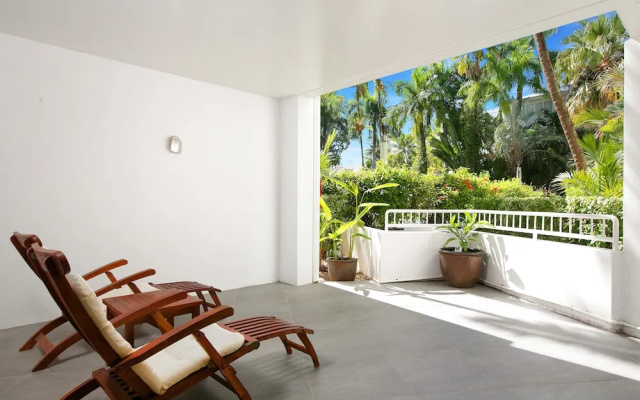 Absolute Beachfront at Alamanda 62