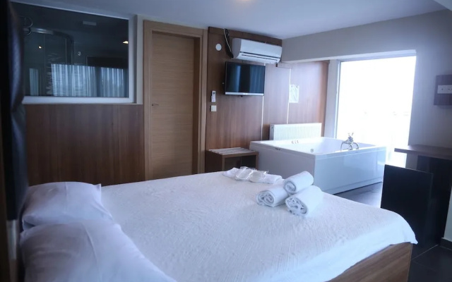 Bayraktar Hotel