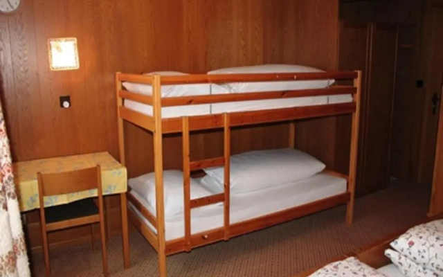 Heidi-Guesthouse-Amden Sternen