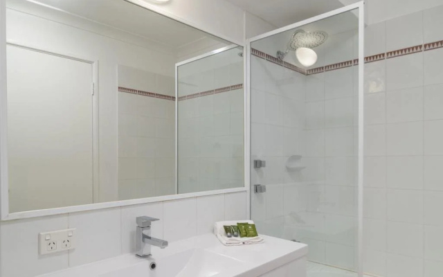 Hillarys Harbour Resort