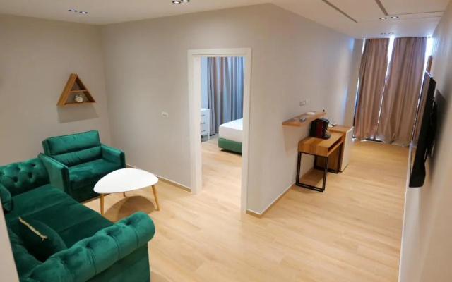 Armar Hotel