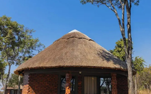 Spring Resort Restaurant and Lodge