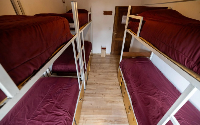 Mistico Hostel 23