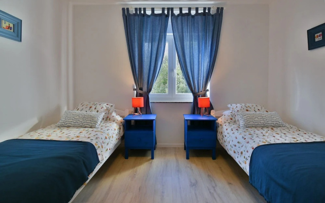 Apartment 1811