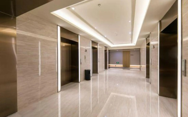 Ji Hotel (Jinan West Railway Station)