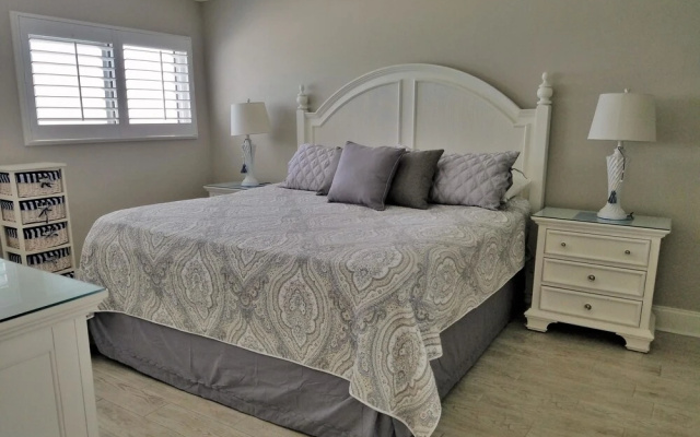 Beach House Condos by Crystal Waters