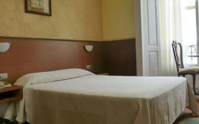 Hotel Aguila