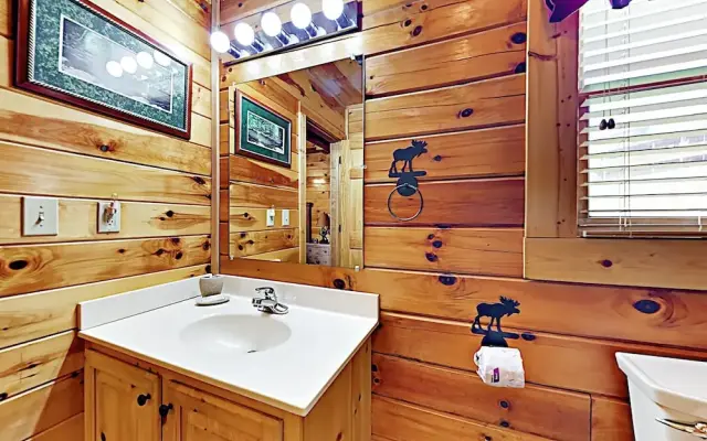Eastern Sky Mountain Retreat - 2 Br Home