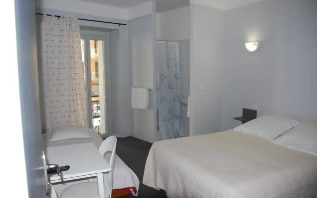 Le Charleston Hotel