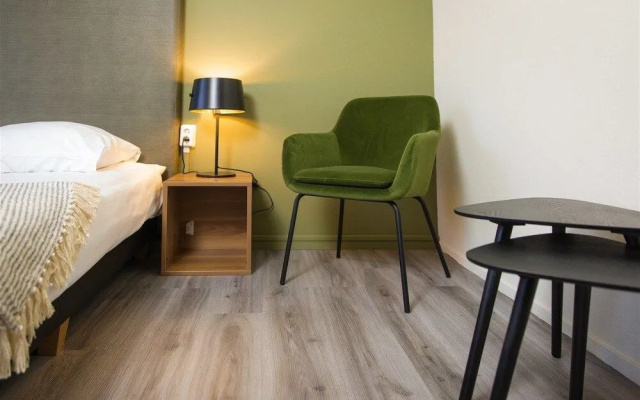 B & B Van Marion