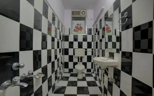 Shri Sai Paradise Hotel & Restaurant